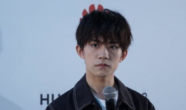 吃瓜爆料易烊千玺,瓜田里的青春偶像